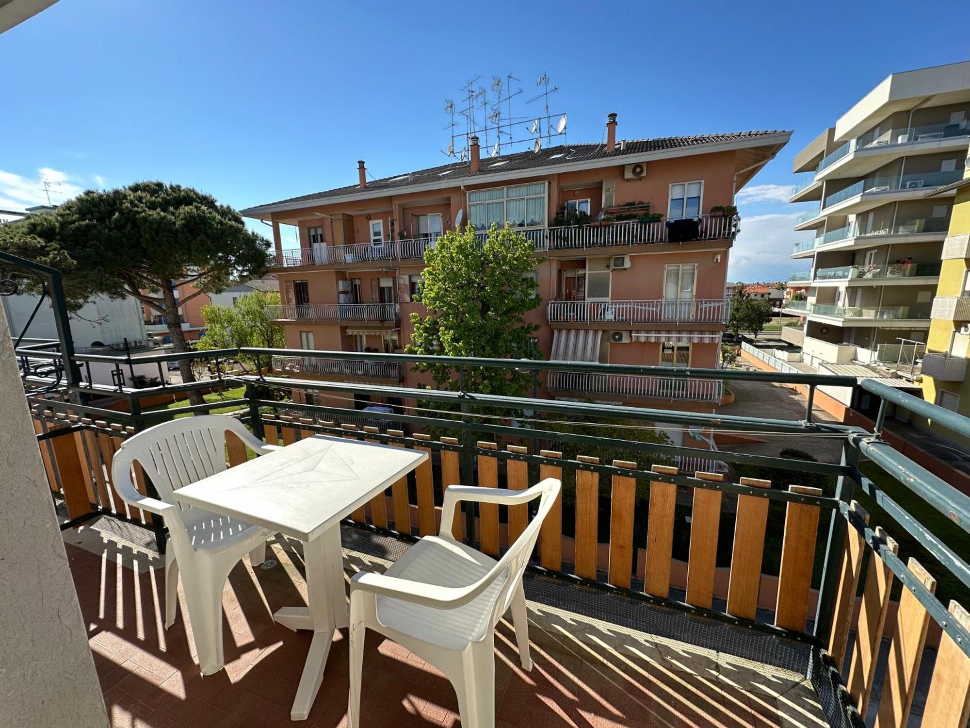 Residenza Mazzanti - Agenzia Cocal Lejlighed Caorle Eksteriør billede